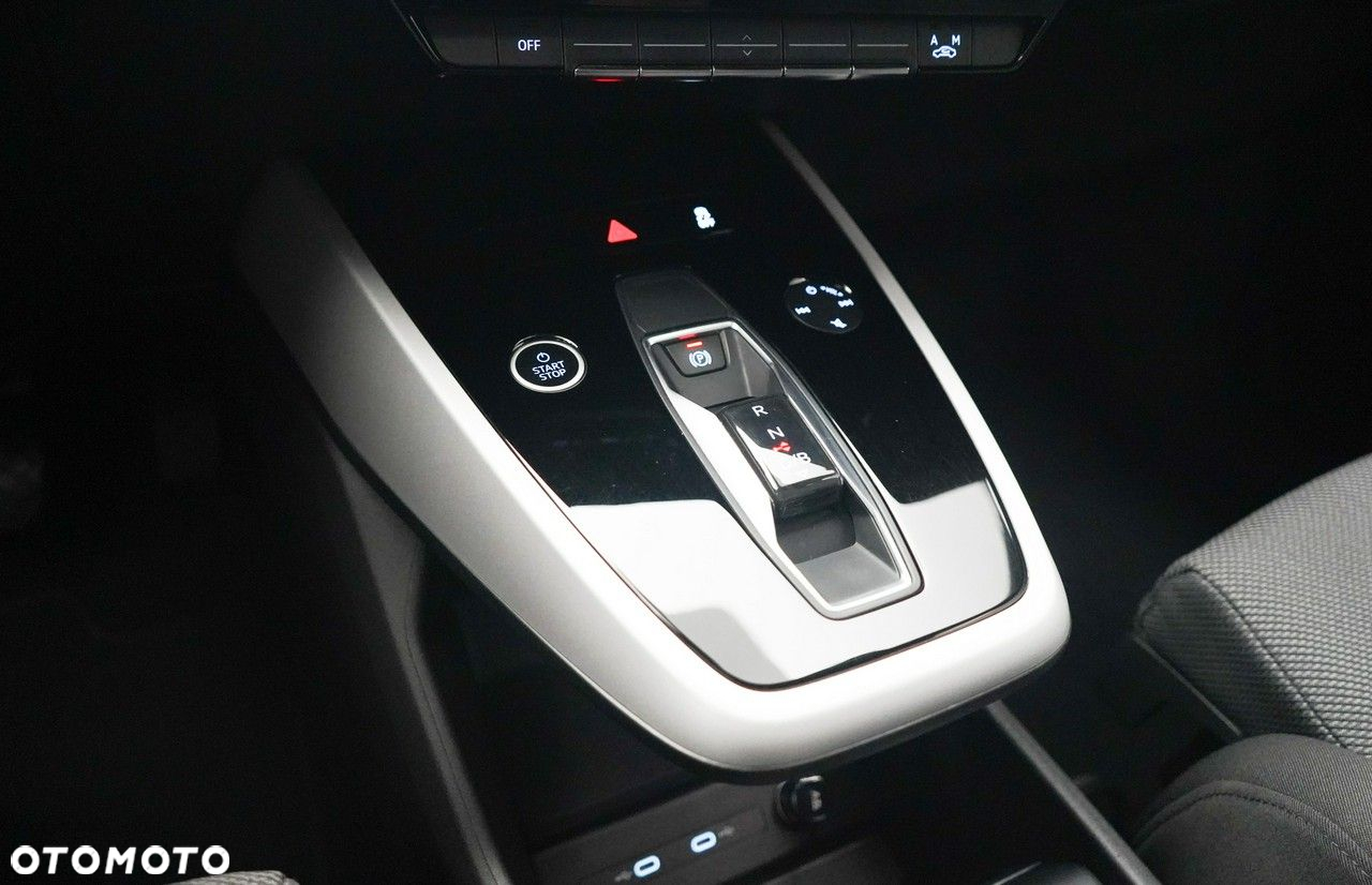 Audi Q4 - 18