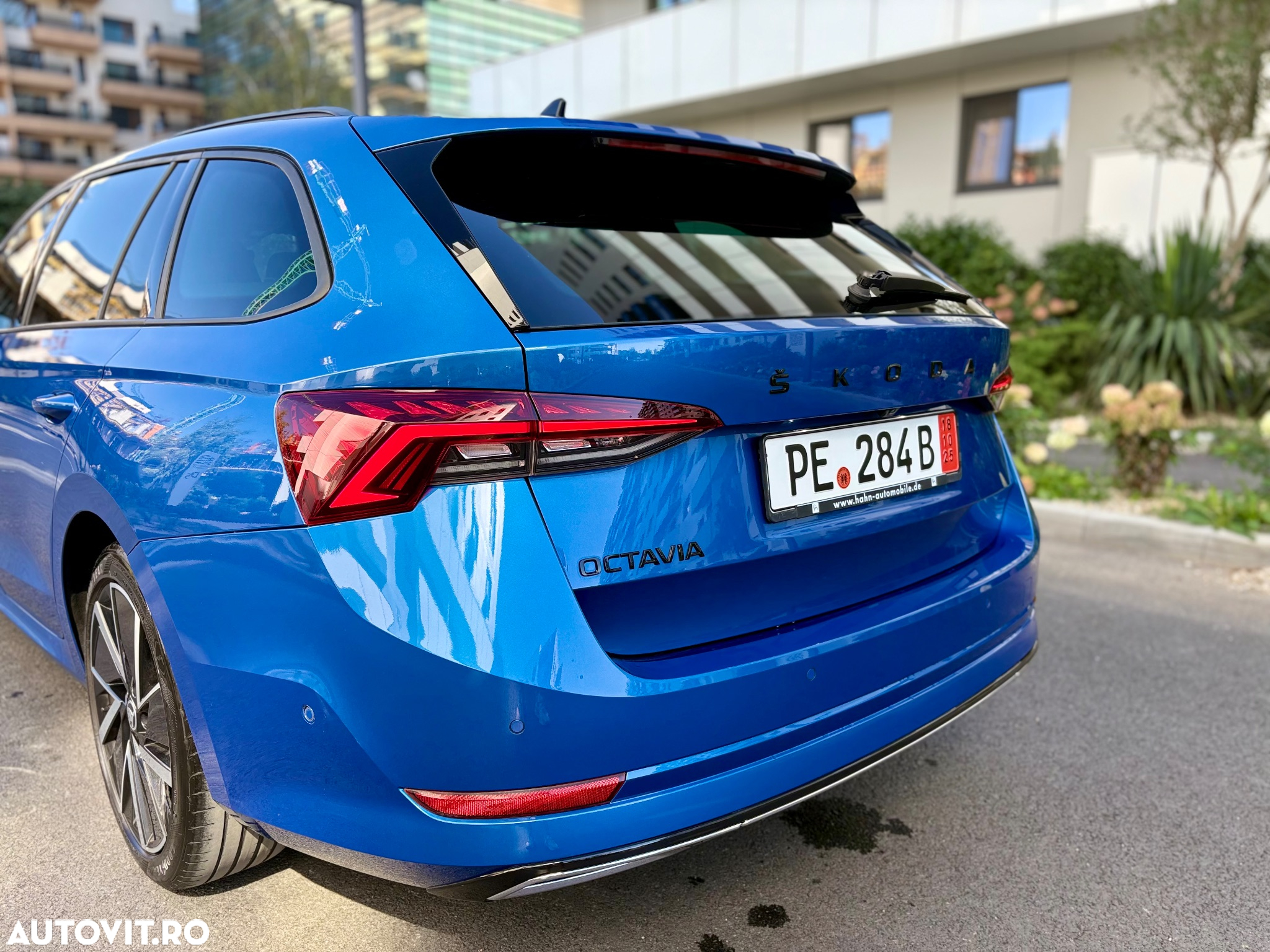 Skoda Octavia 2.0 TDI 150 CP DSG Sportline - 11
