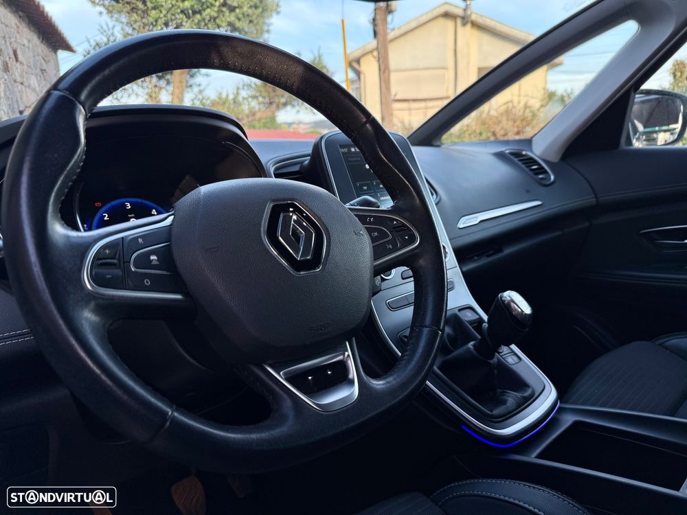 Renault Grand Scénic 1.5 dCi Dynamique S SS - 7
