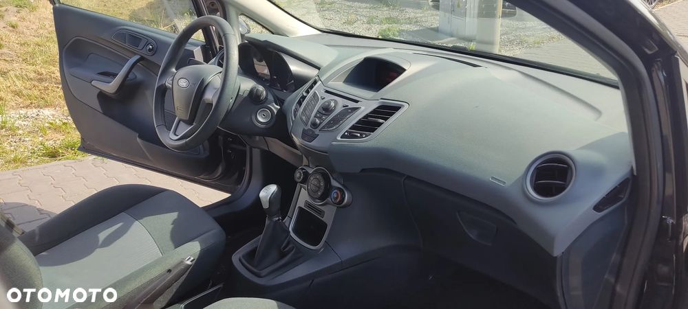 Ford Fiesta 1.25 Viva - 11