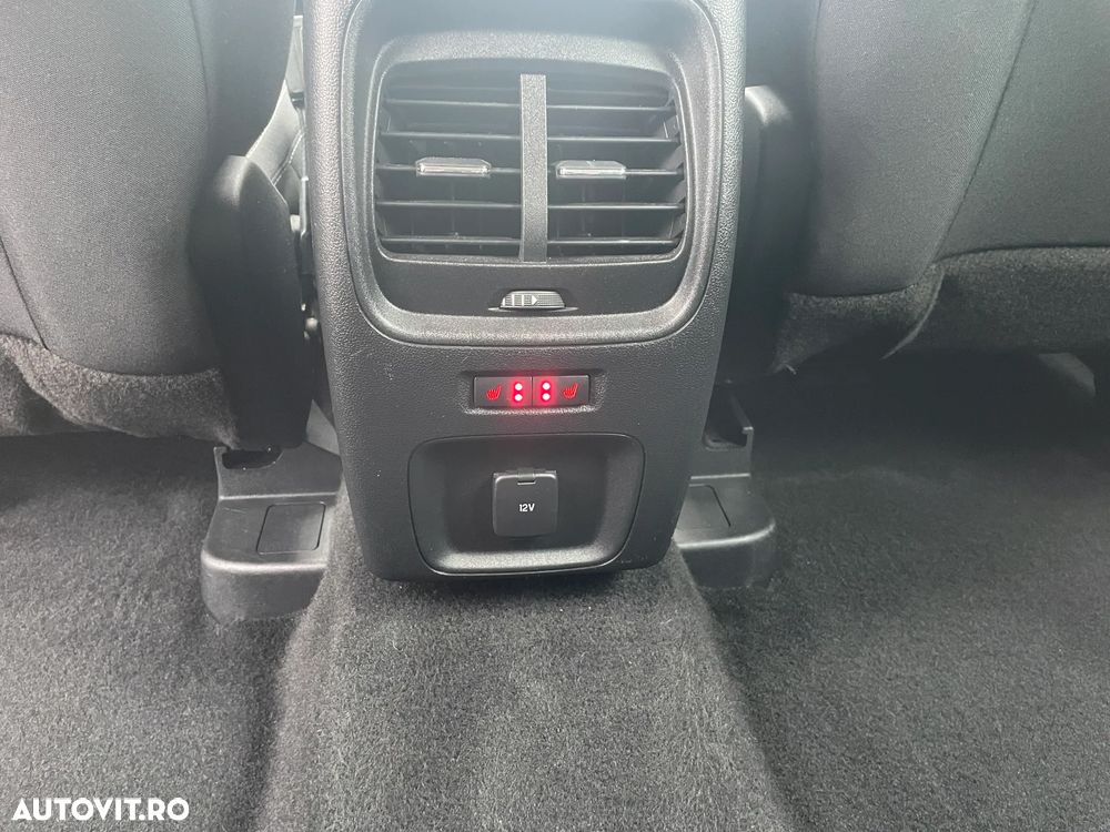 Ford Kuga 2.5 Duratec FHEV AWD Titanium - 12