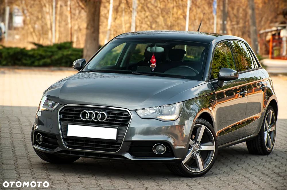 Audi A1 Sportback 1.6 TDI S line edition m S line Sportpaket - 11