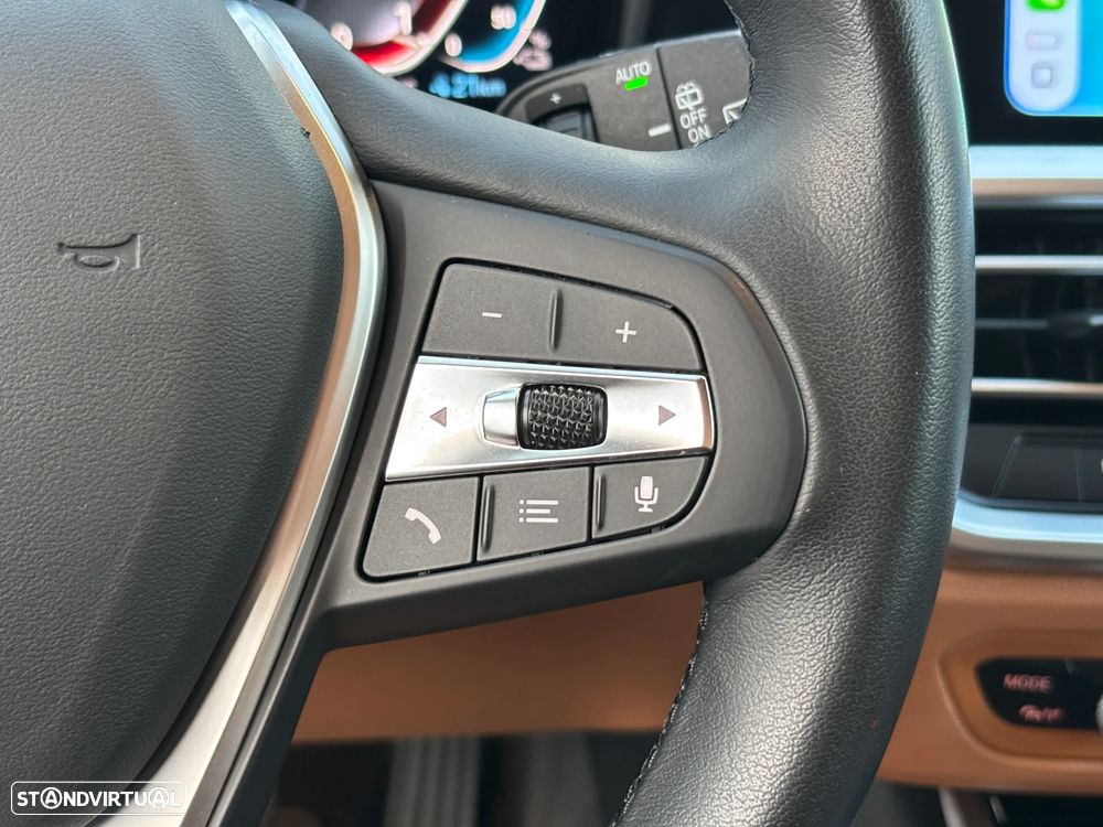 BMW 330 e Touring Line Sport Auto - 22