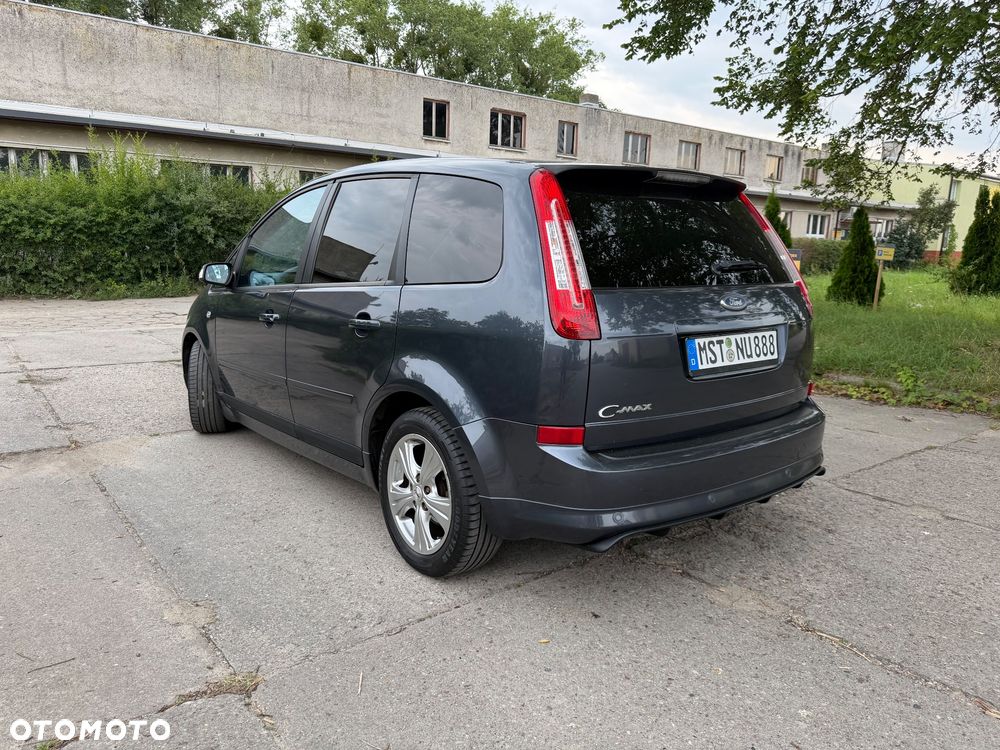 Ford C-MAX 1.8 Titanium - 35