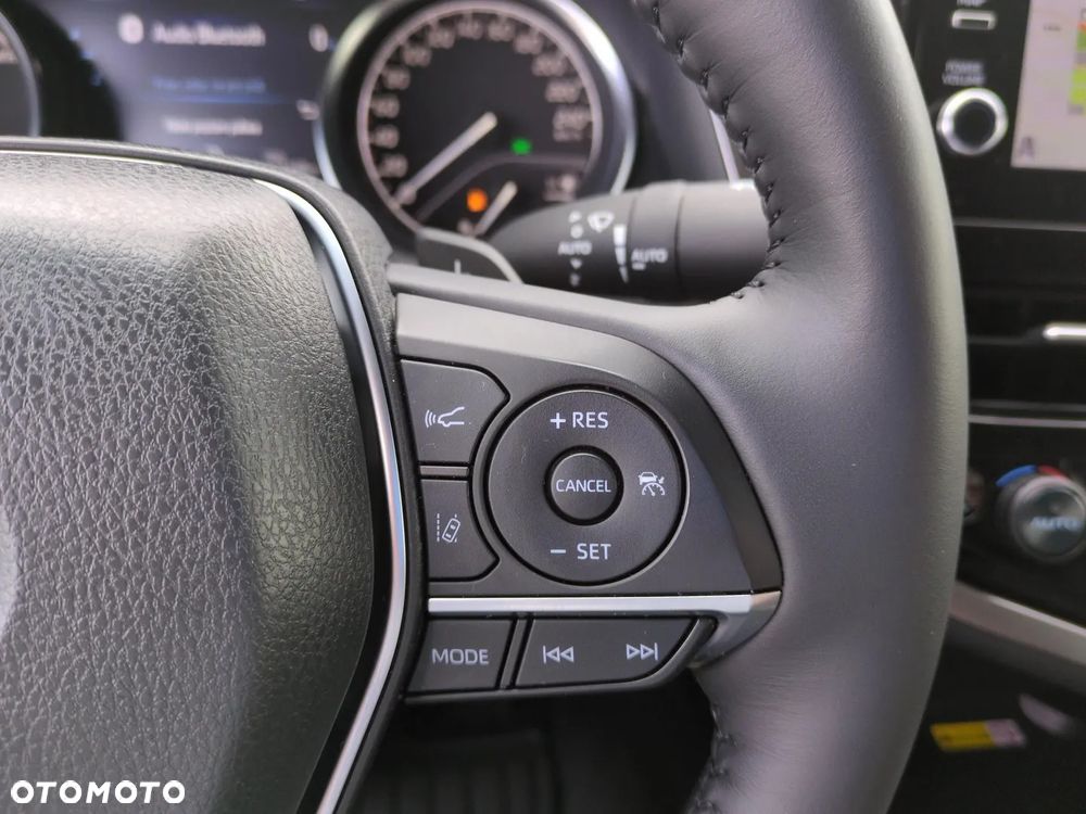 Toyota Camry 2.5 Hybrid Executive CVT - 21