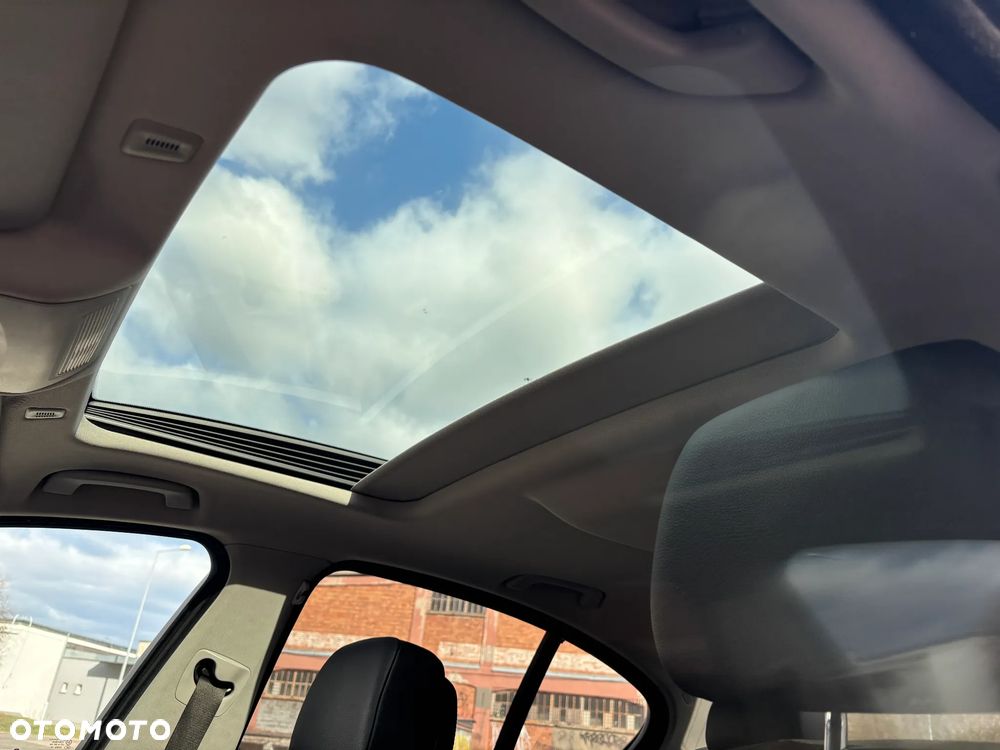 BMW Seria 5 528i - 19