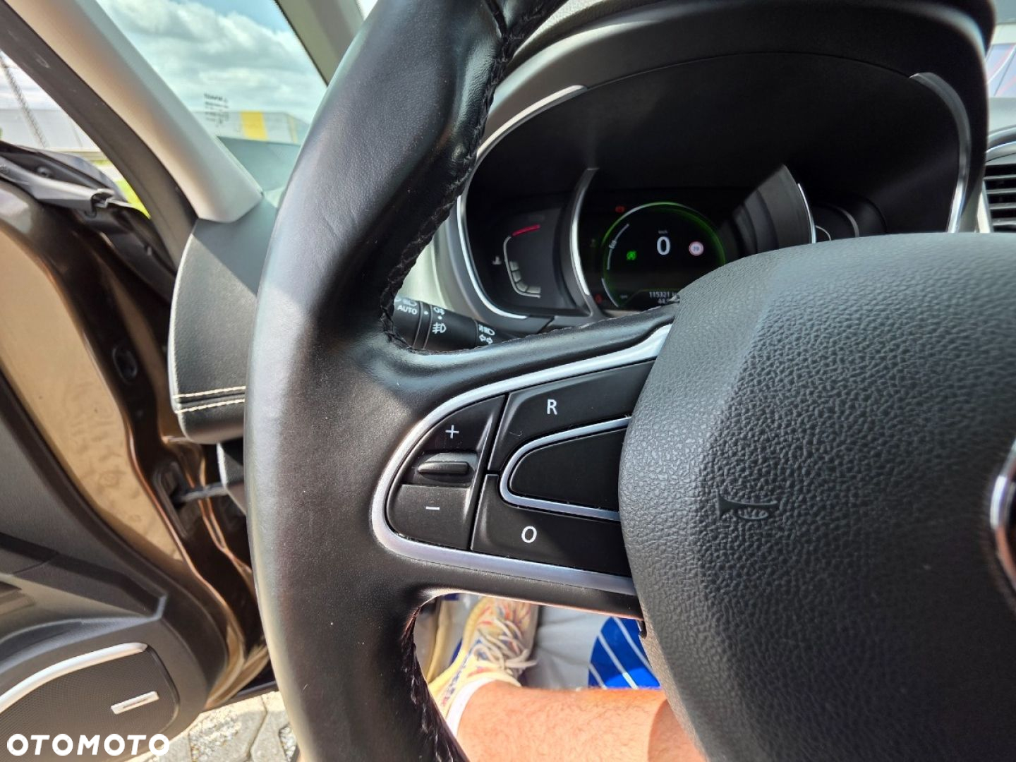 Renault Grand Scenic - 15