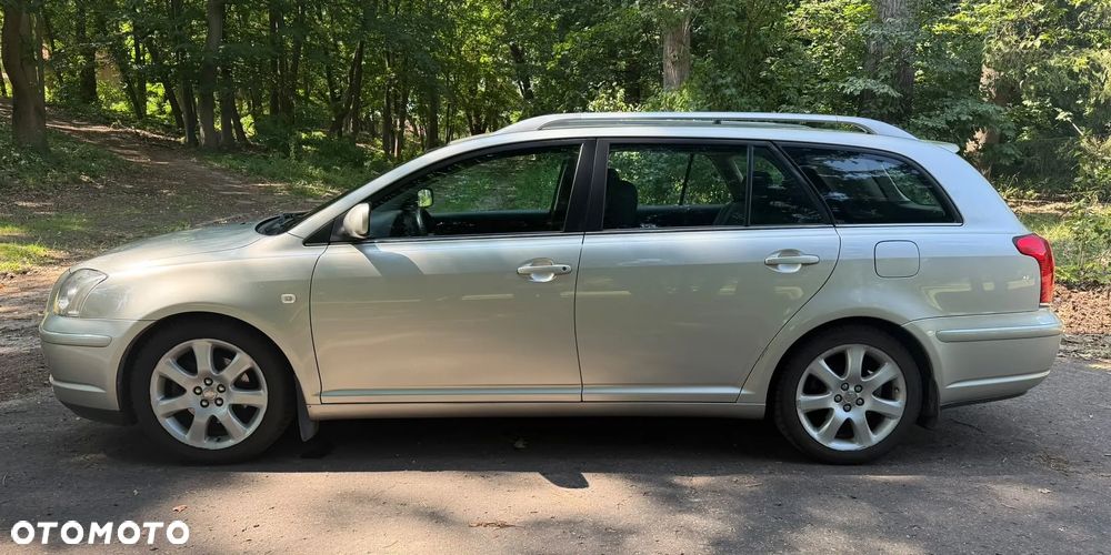 Toyota Avensis 2.0 VVT-i Automatik Executive - 11