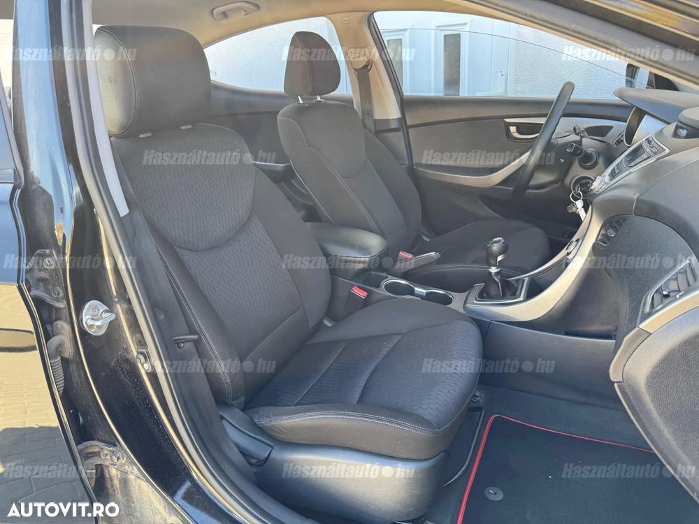 Hyundai Elantra 1.6 MPi - 7