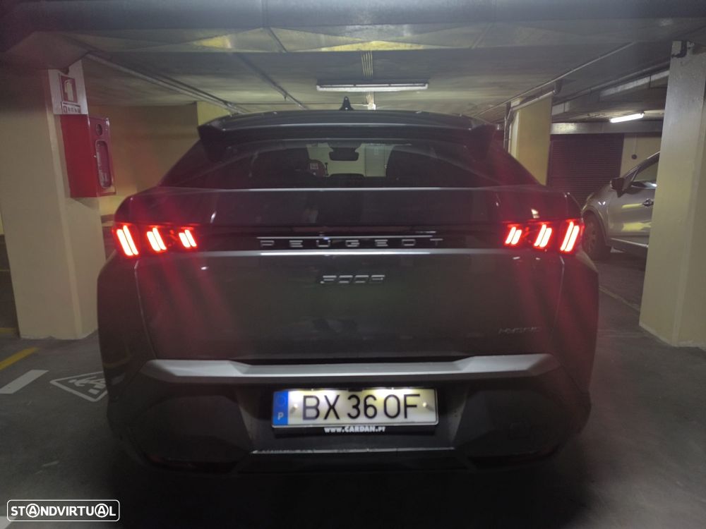 Peugeot 3008 1.2 Hybrid Allure e-DCS6 - 23