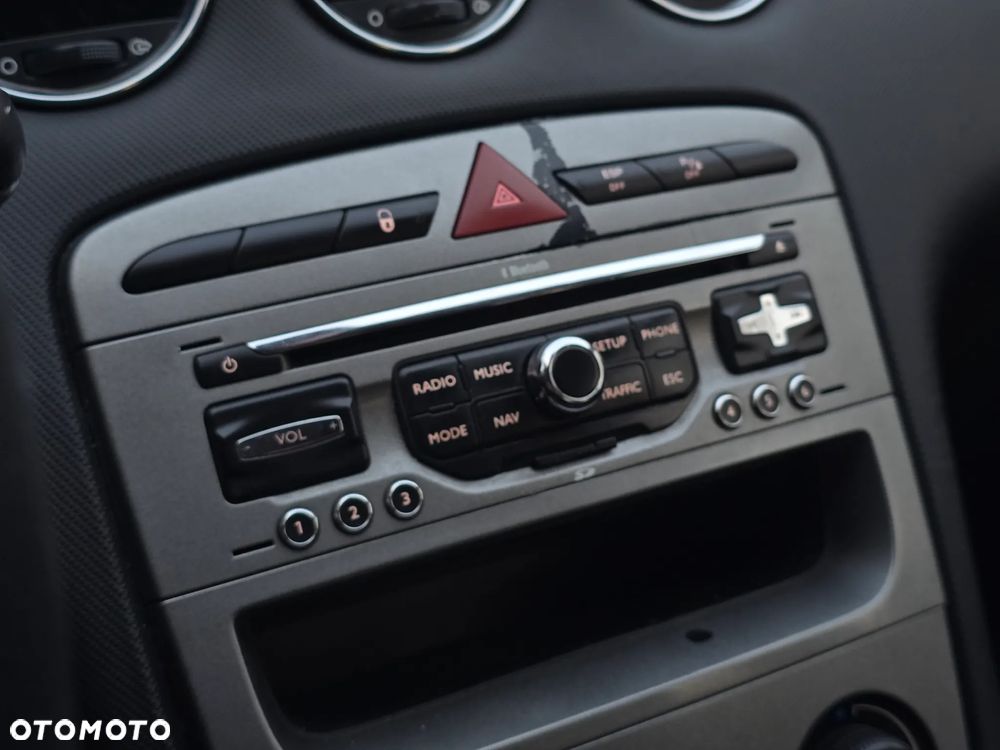 Peugeot 308 HDi FAP 110 Sport Plus - 29