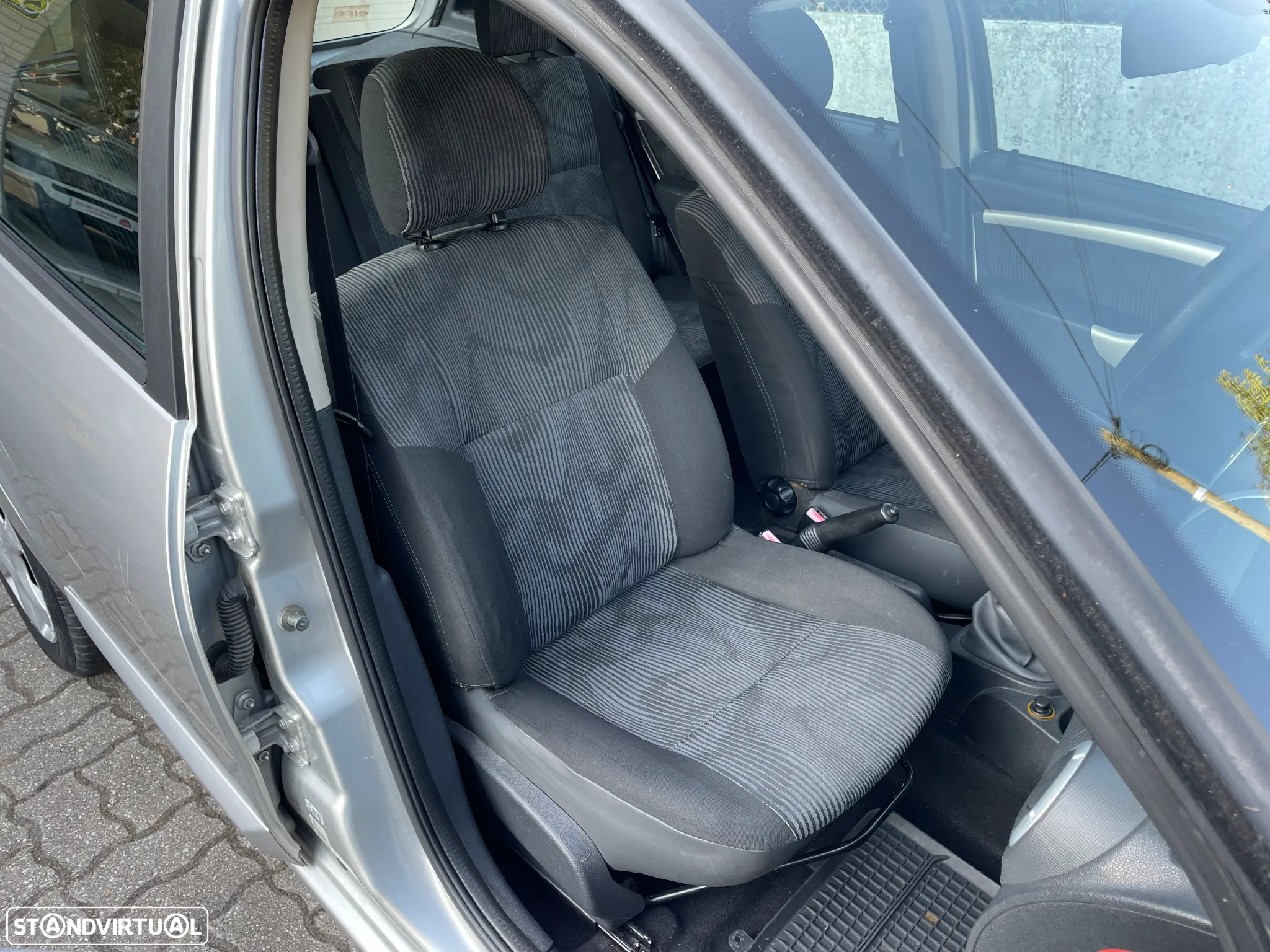 Dacia Sandero 1.2 16V Comfort - 18