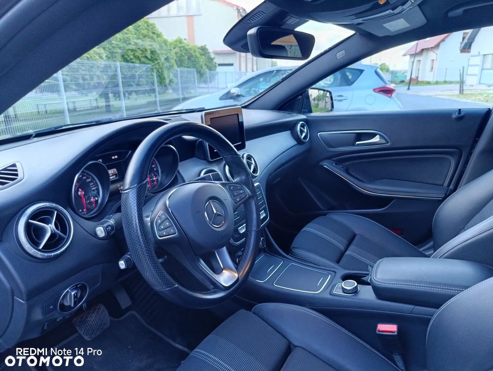 Mercedes-Benz CLA - 31