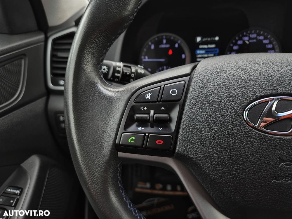 Hyundai Tucson blue 1.7 CRDi 2WD DCT Style - 18