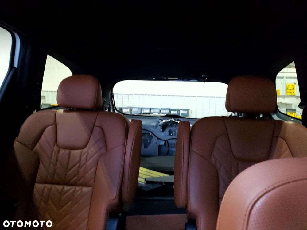 Kia Telluride - 11