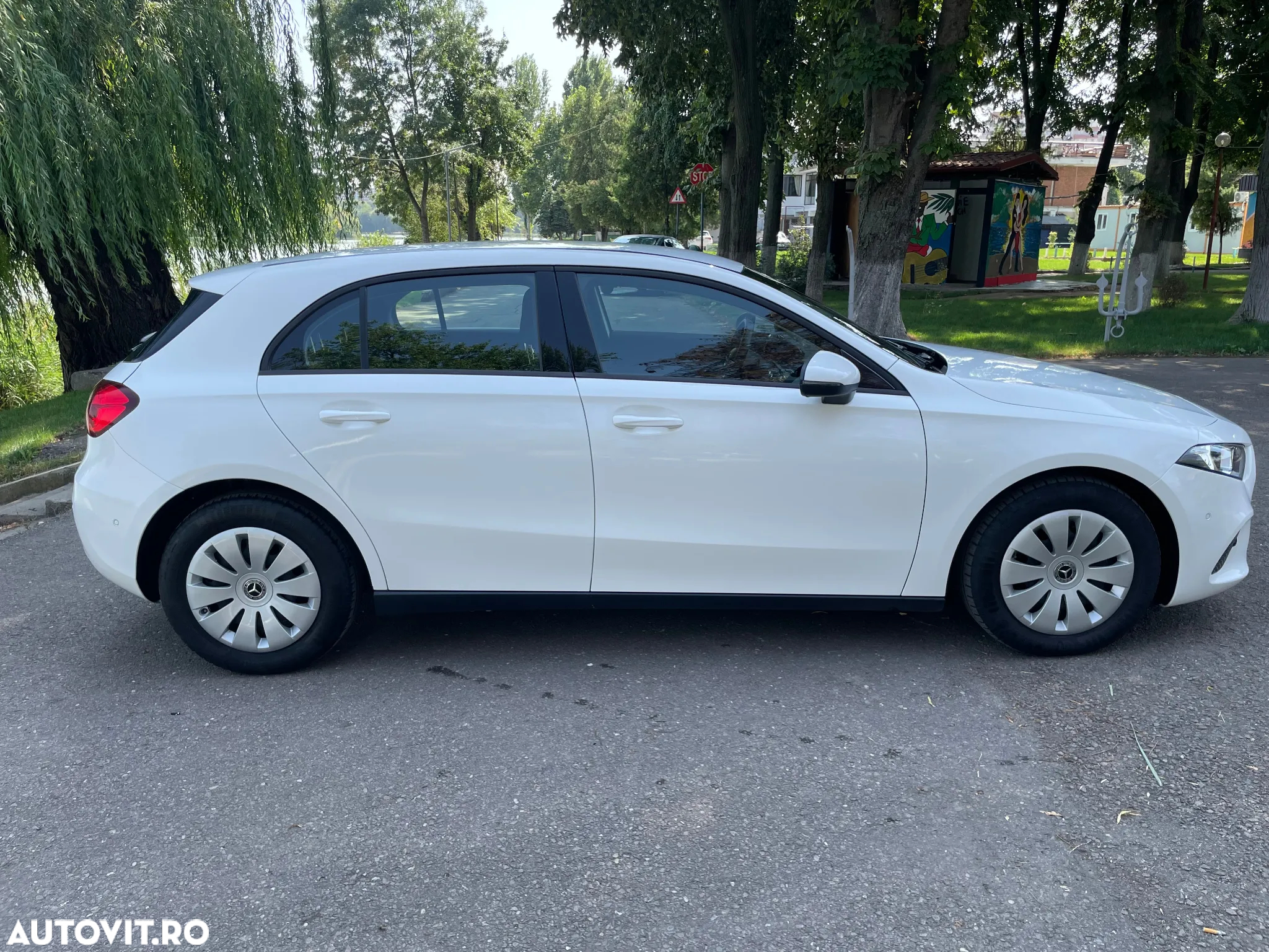 Mercedes-Benz A 180 d Advanced Progressive - 5
