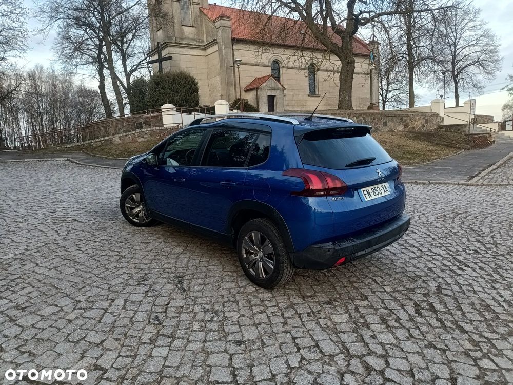 Peugeot 2008 PureTech 110 Style - 3