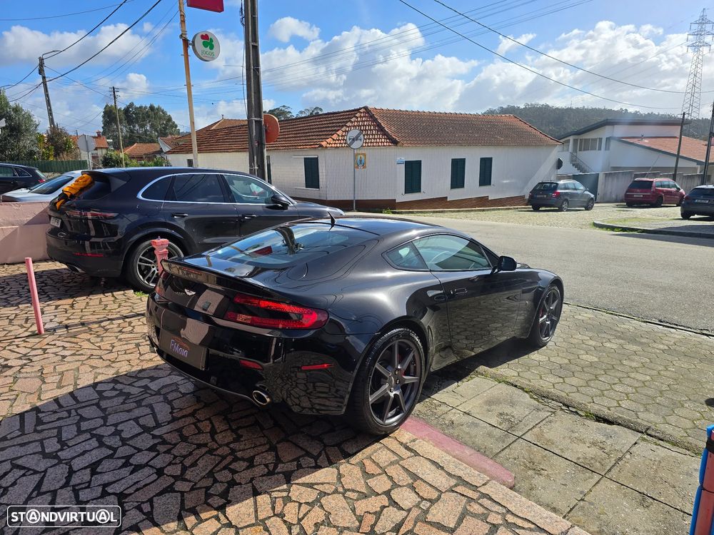 Aston Martin Virage Coupe - 4