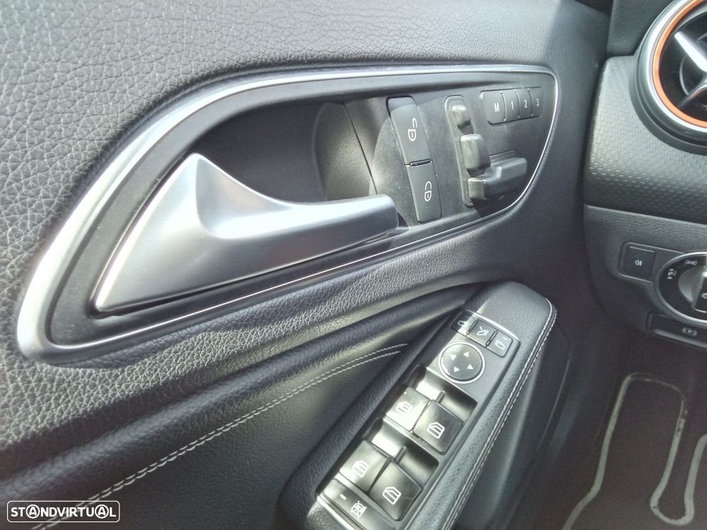 Mercedes-Benz A 180 d Urban Aut. - 25