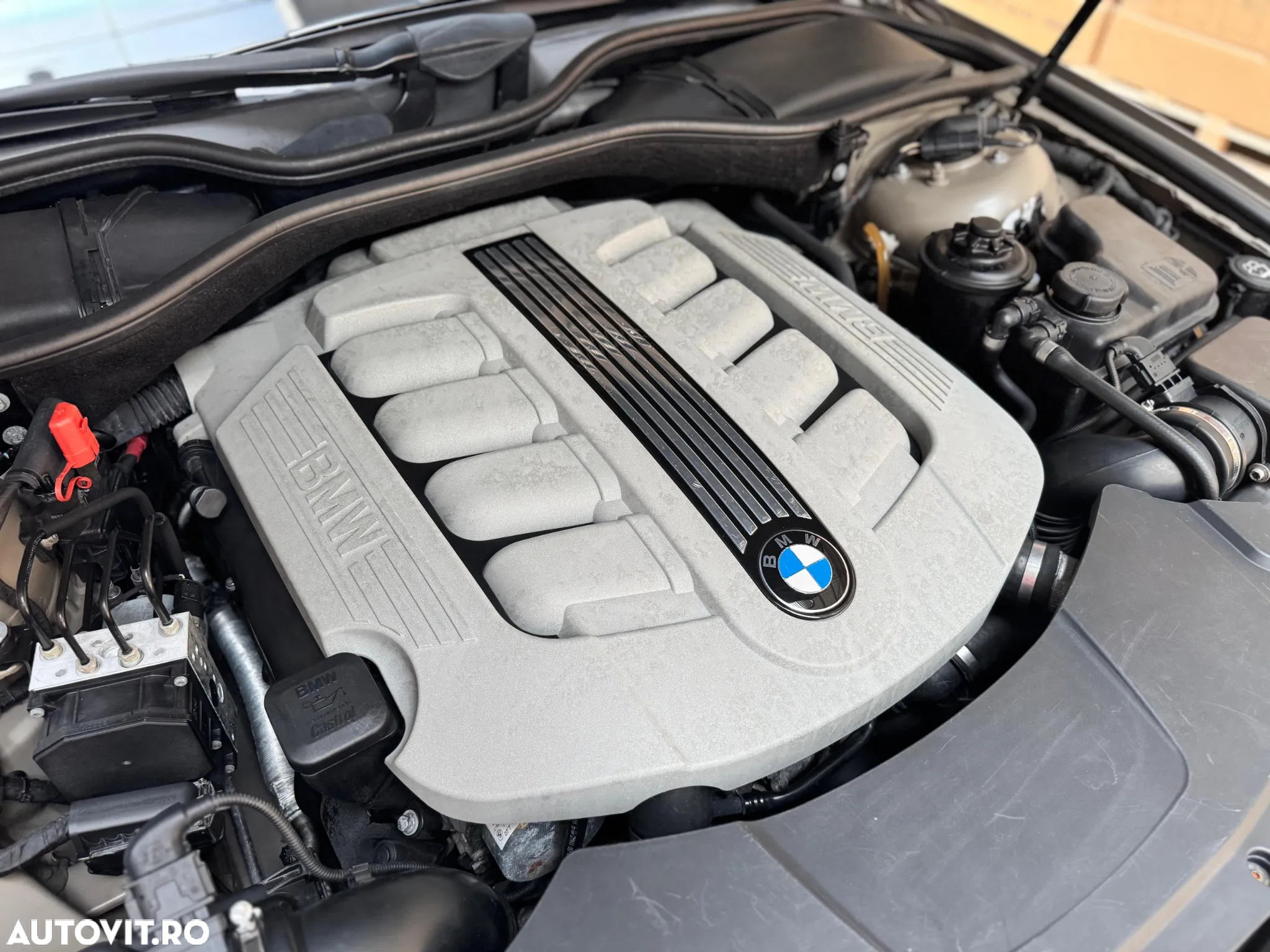 BMW Seria 7 745d - 38