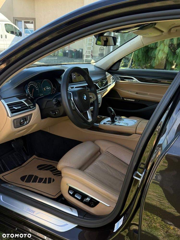 BMW Seria 7 730d xDrive - 5