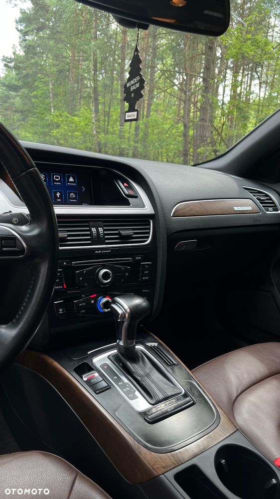 Audi A4 Limousine - 21