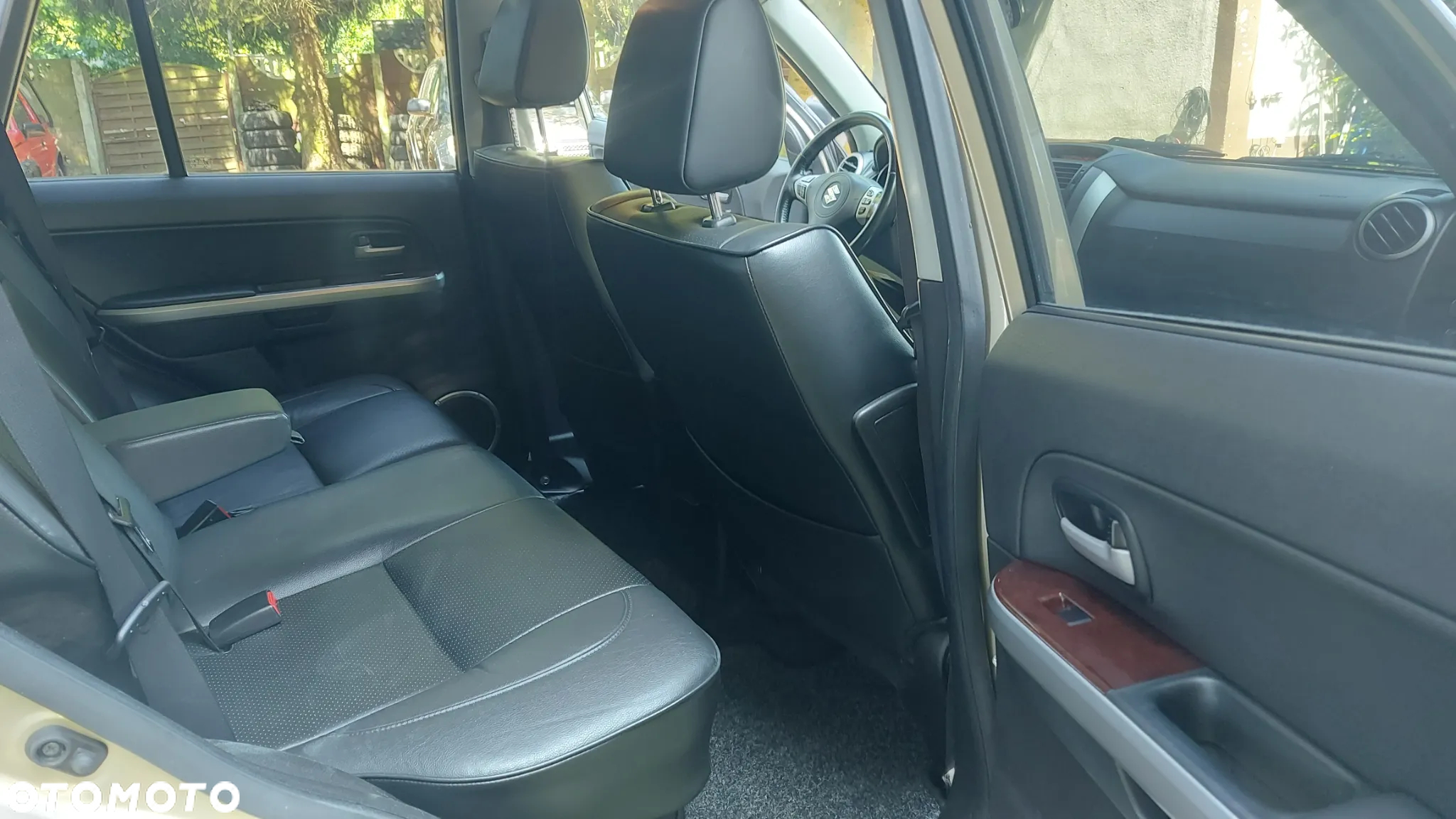 Suzuki Grand Vitara 1.9 DDiS De Luxe - 16