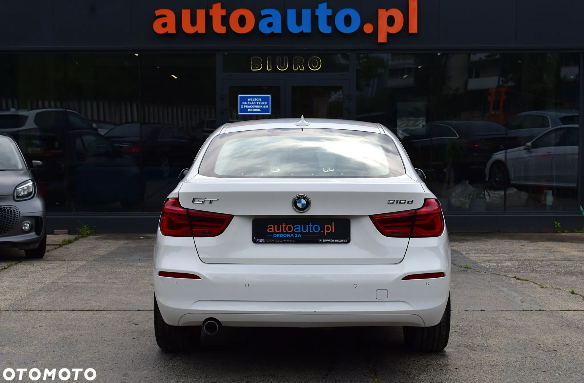 BMW 3GT 318d Business Edition - 23