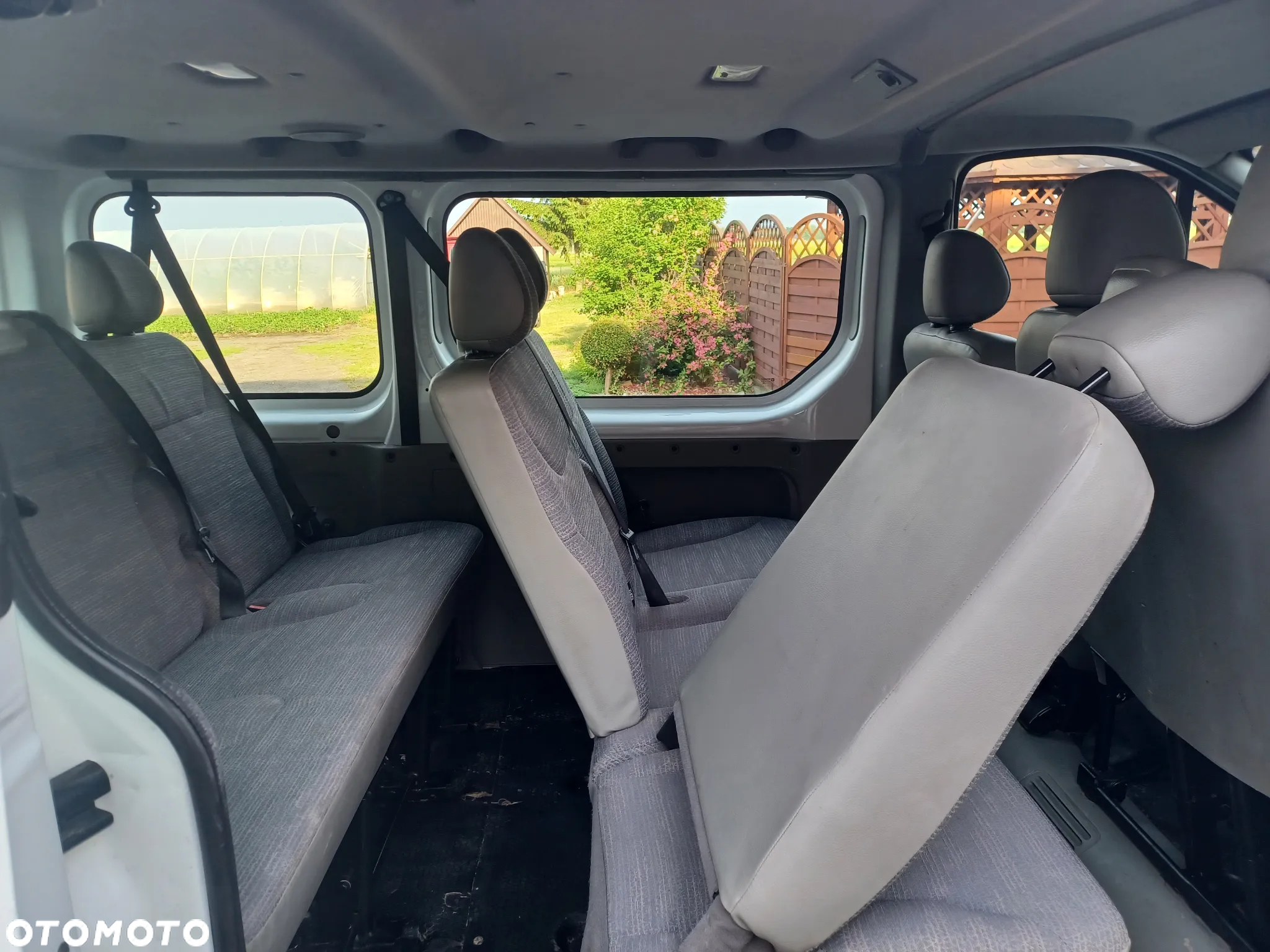 Renault Trafic 2.0 dCi 115 Passenger Expression - 4