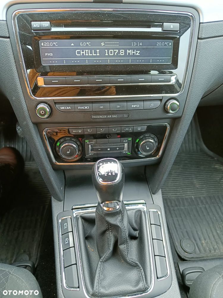 Skoda Superb 2.0 TDI Elegance - 7