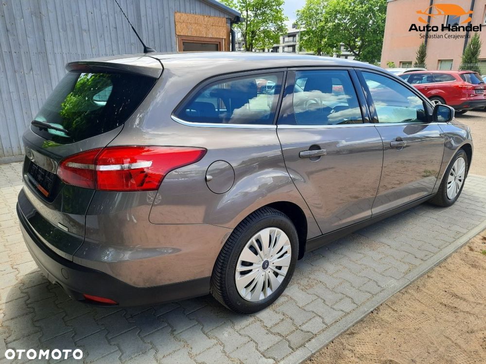 Ford Focus 1.5 EcoBoost STart-Stopp-System TITANIUM - 14