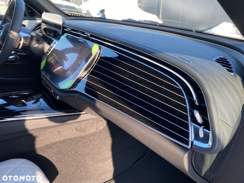 Mercedes-Benz Klasa E - 21