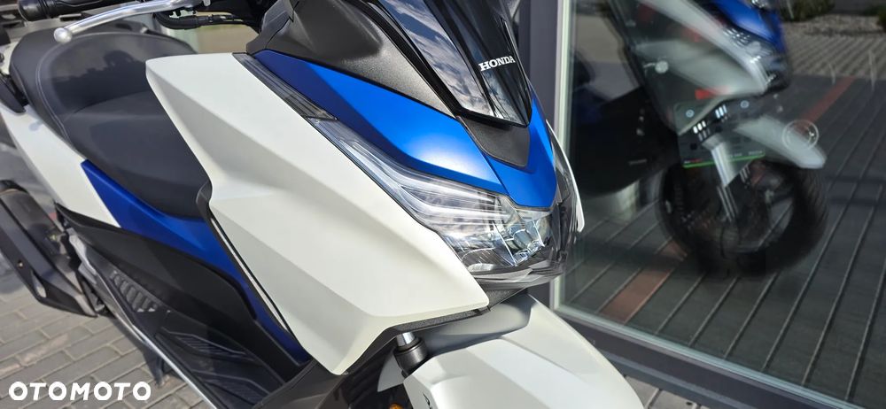 Honda NSS - 8