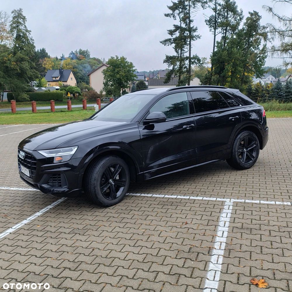 Audi Q8 55 TFSI mHEV Quattro Tiptronic - 23