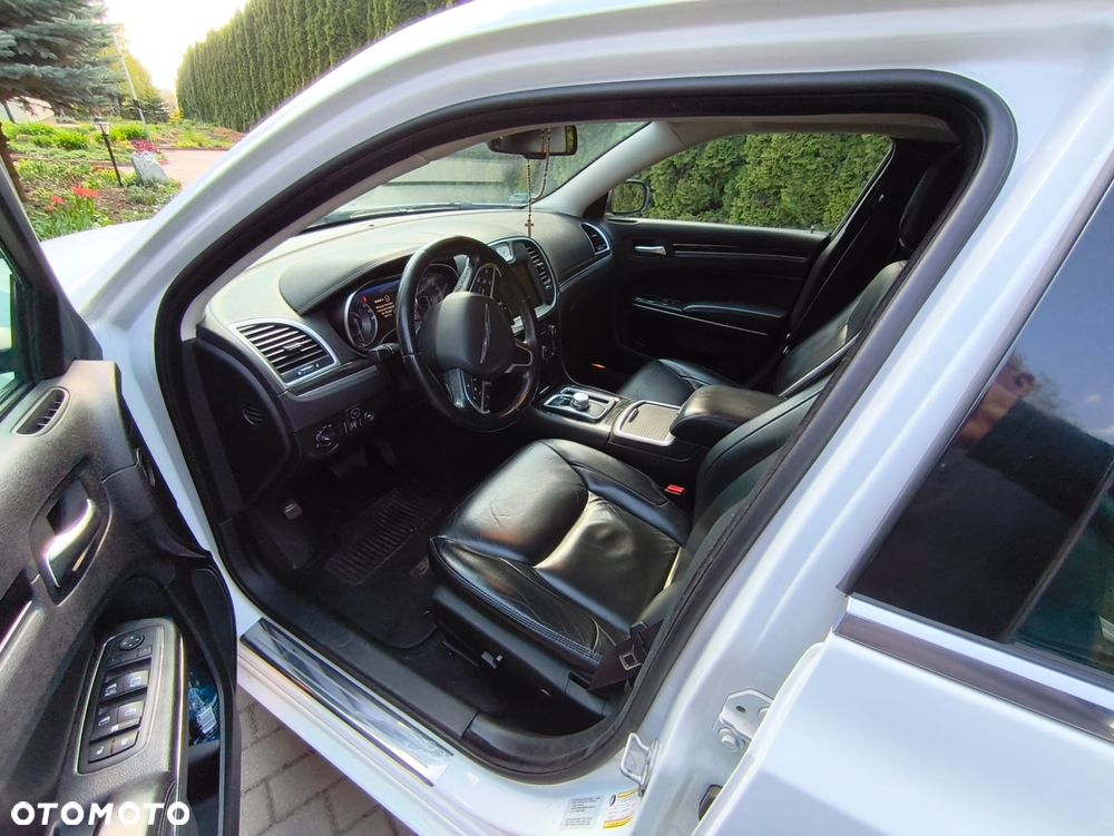 Chrysler 300 - 7