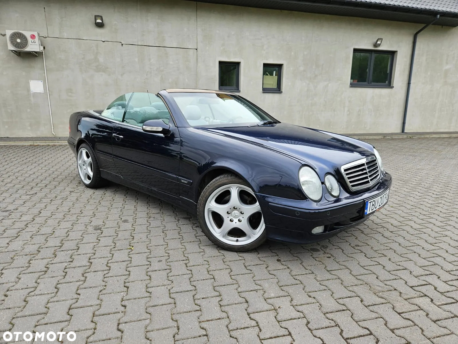 Mercedes-Benz CLK 320 - 14