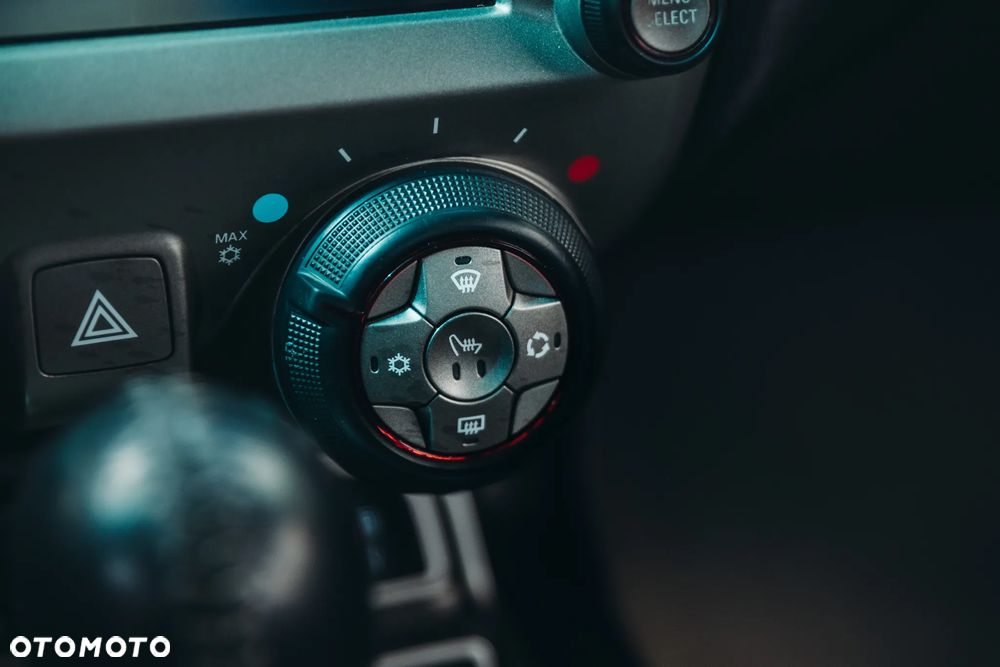 Chevrolet Camaro 3.6 V6 Coupe 2LT - 24