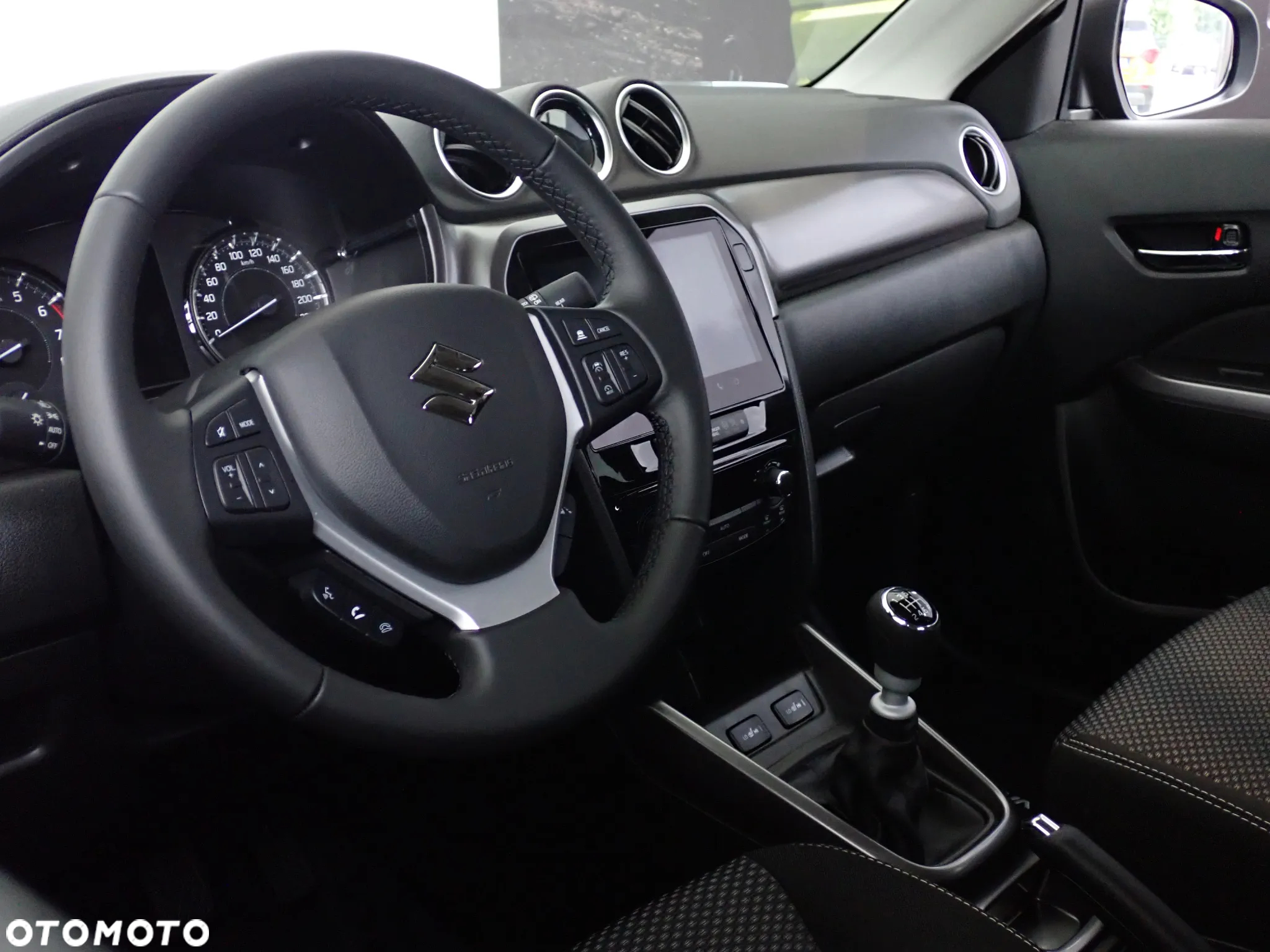 Suzuki Vitara 1.4 Boosterjet mHEV Premium Plus 4WD - 10