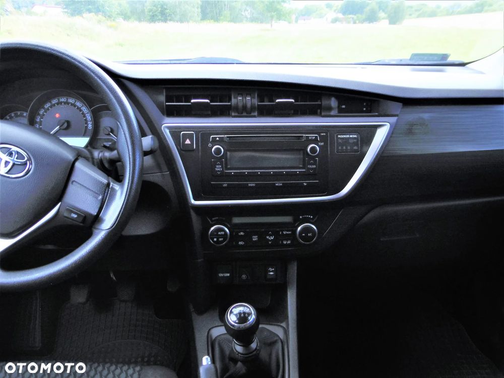 Toyota Auris 1.6 Active - 11