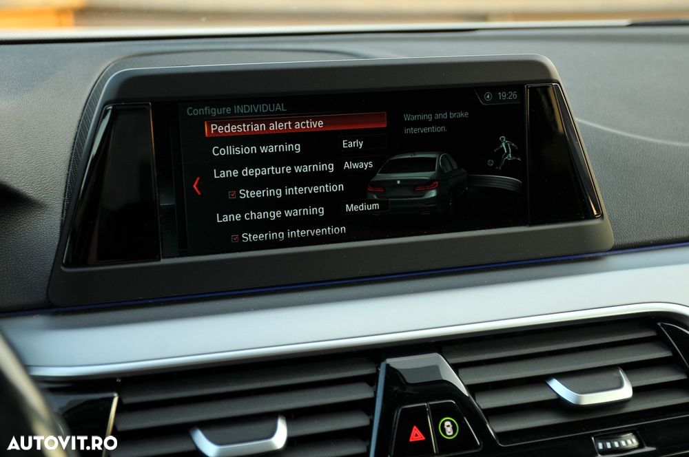 BMW Seria 5 530e iPerformance Aut. - 19
