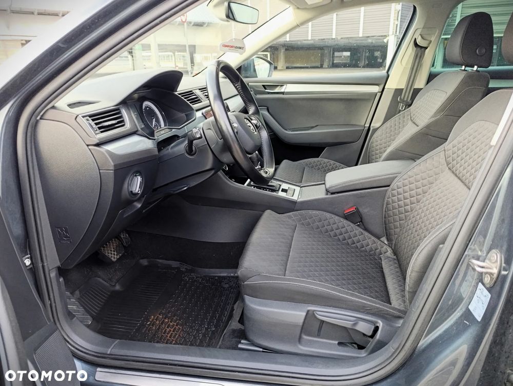 Skoda Superb 1.5 TSI Ambition DSG - 13