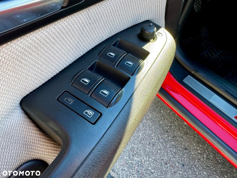 Audi A4 Avant - 22