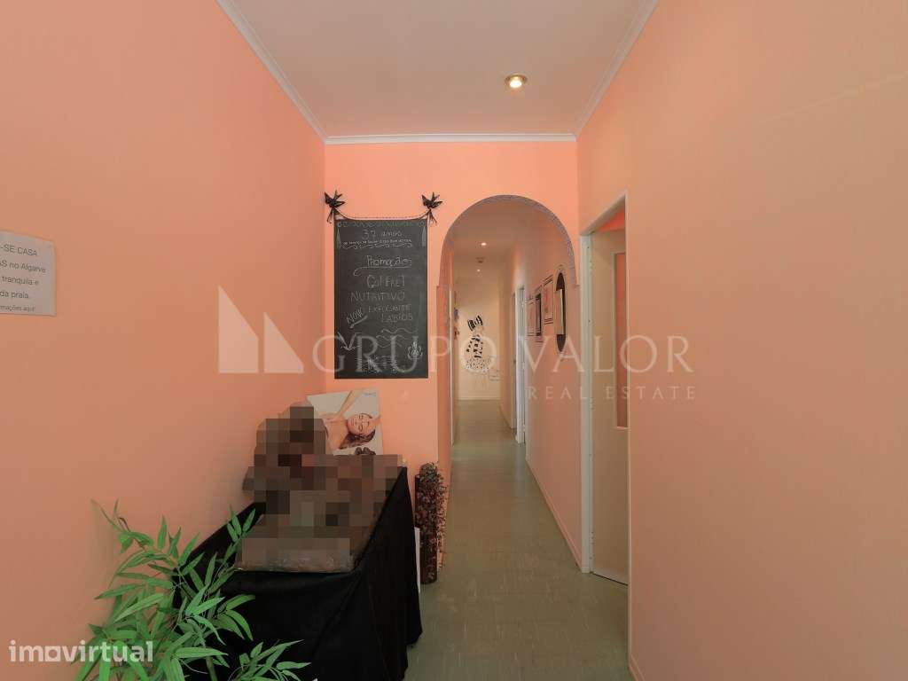 Loja com 84m2 em zona central de Mem Martins - Grande imagem: 5/20