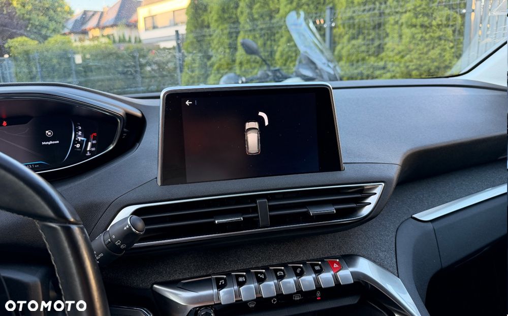 Peugeot 3008 1.2 PureTech Allure - 25
