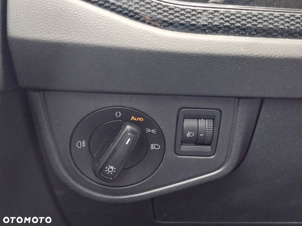 Volkswagen Taigo - 17