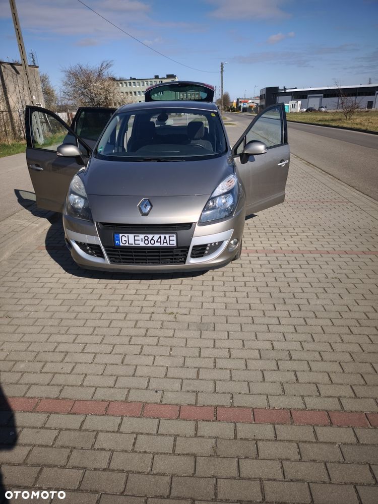 Renault Scenic - 2