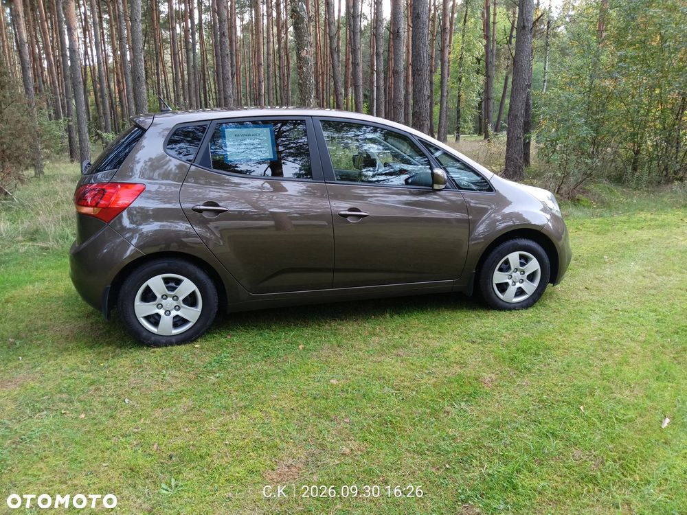 Kia Venga 1.4 Business Line - 16