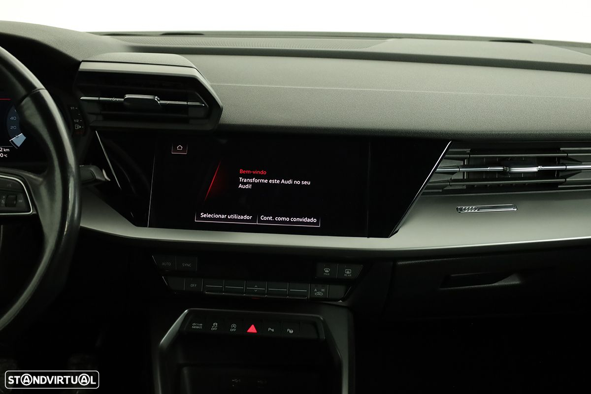 Audi A3 Limousine 30 TFSI S line - 9