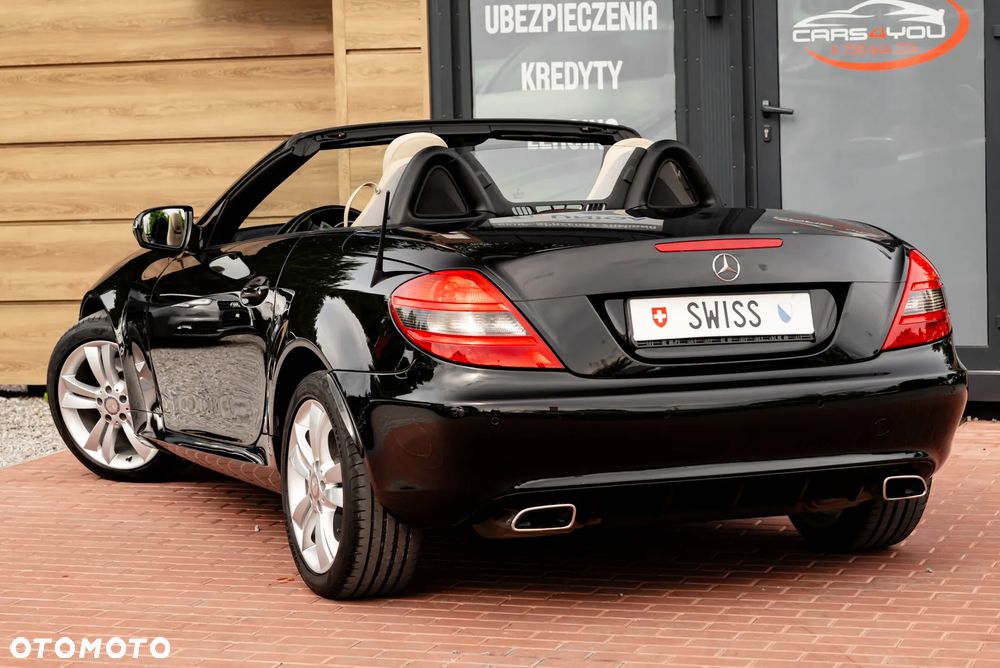 Mercedes-Benz SLK 200 BlueEFFICIENCY 7G-TRONIC Roadster pur - 13