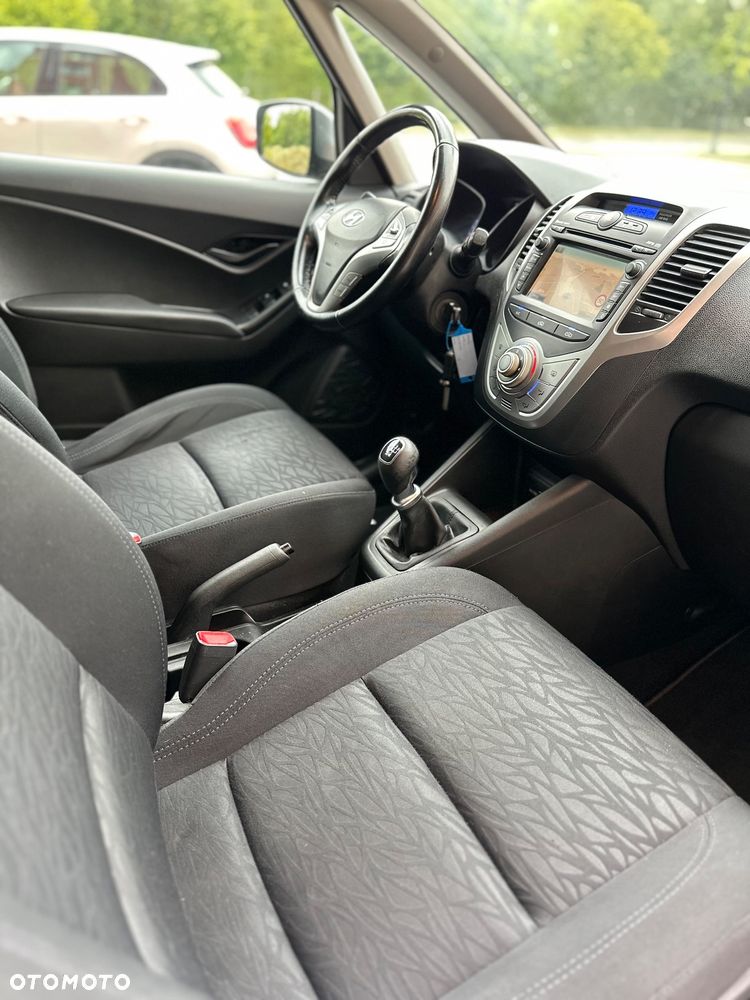 Hyundai ix20 1.4 blue Trend - 27